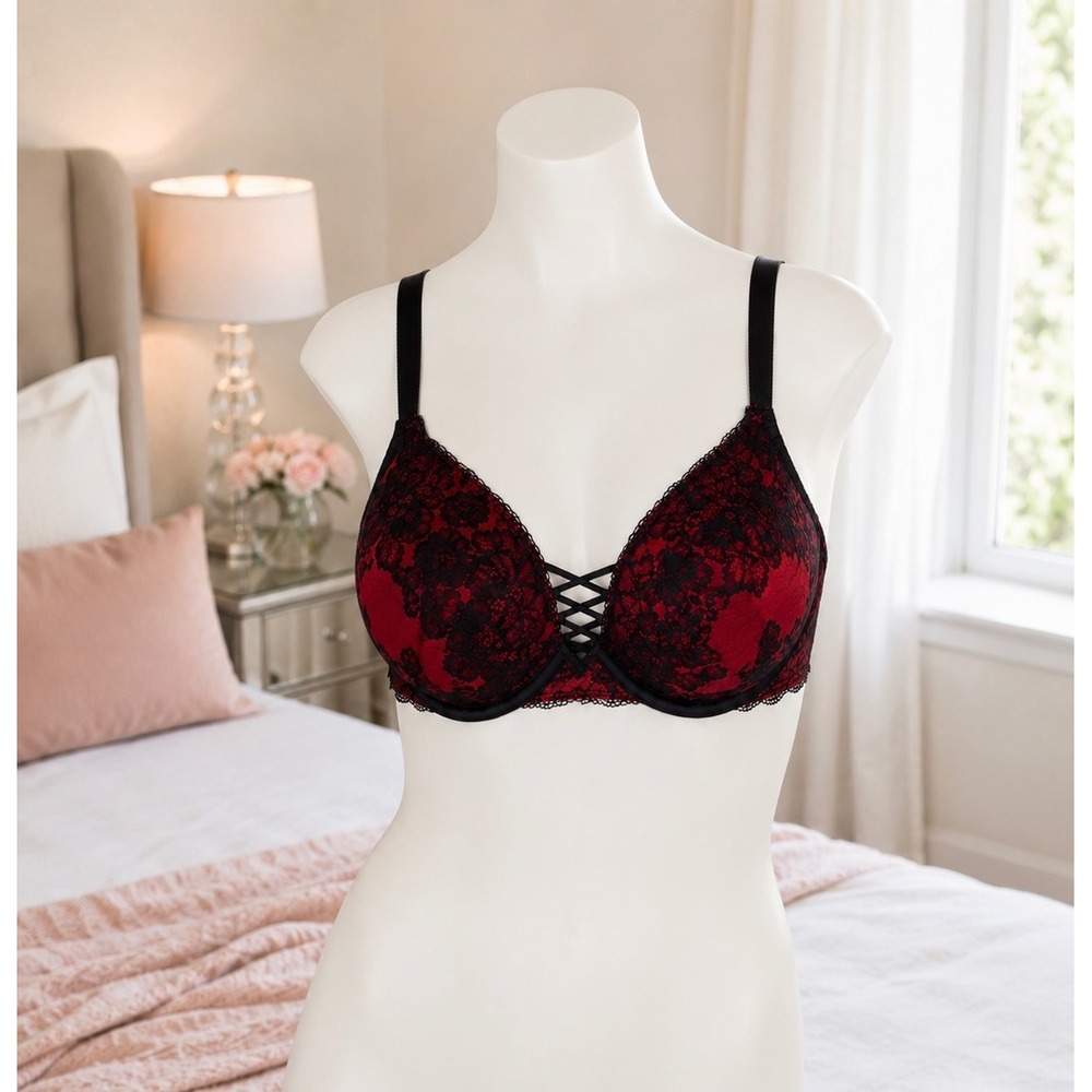 Torrid Curve Red Black Floral Lace Lattice Push Up Bra 44B Underwire Adjustable